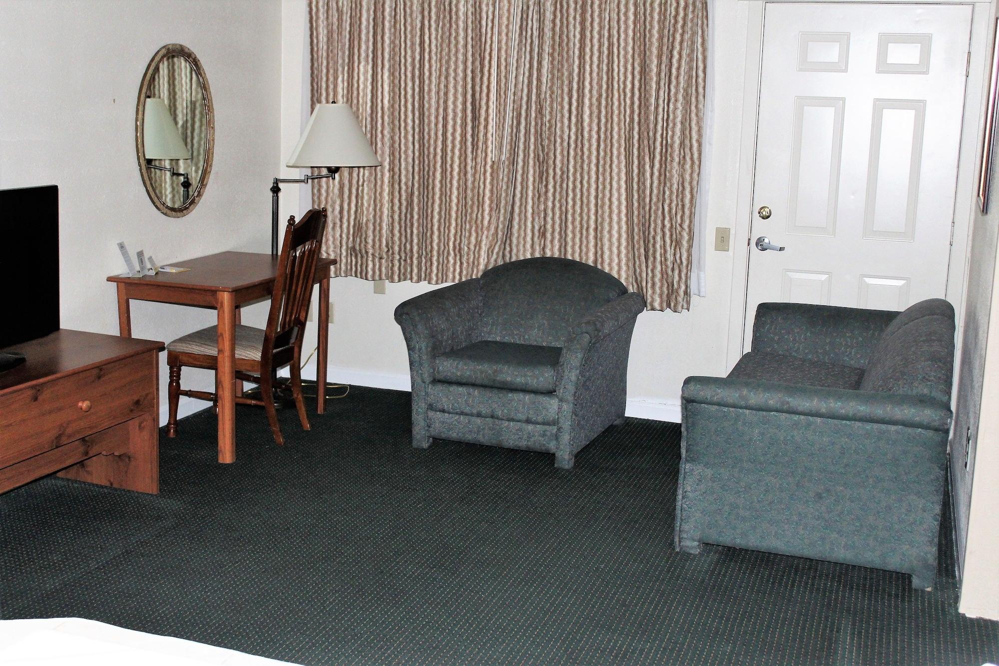 Days Inn By Wyndham Everett Bagian luar foto