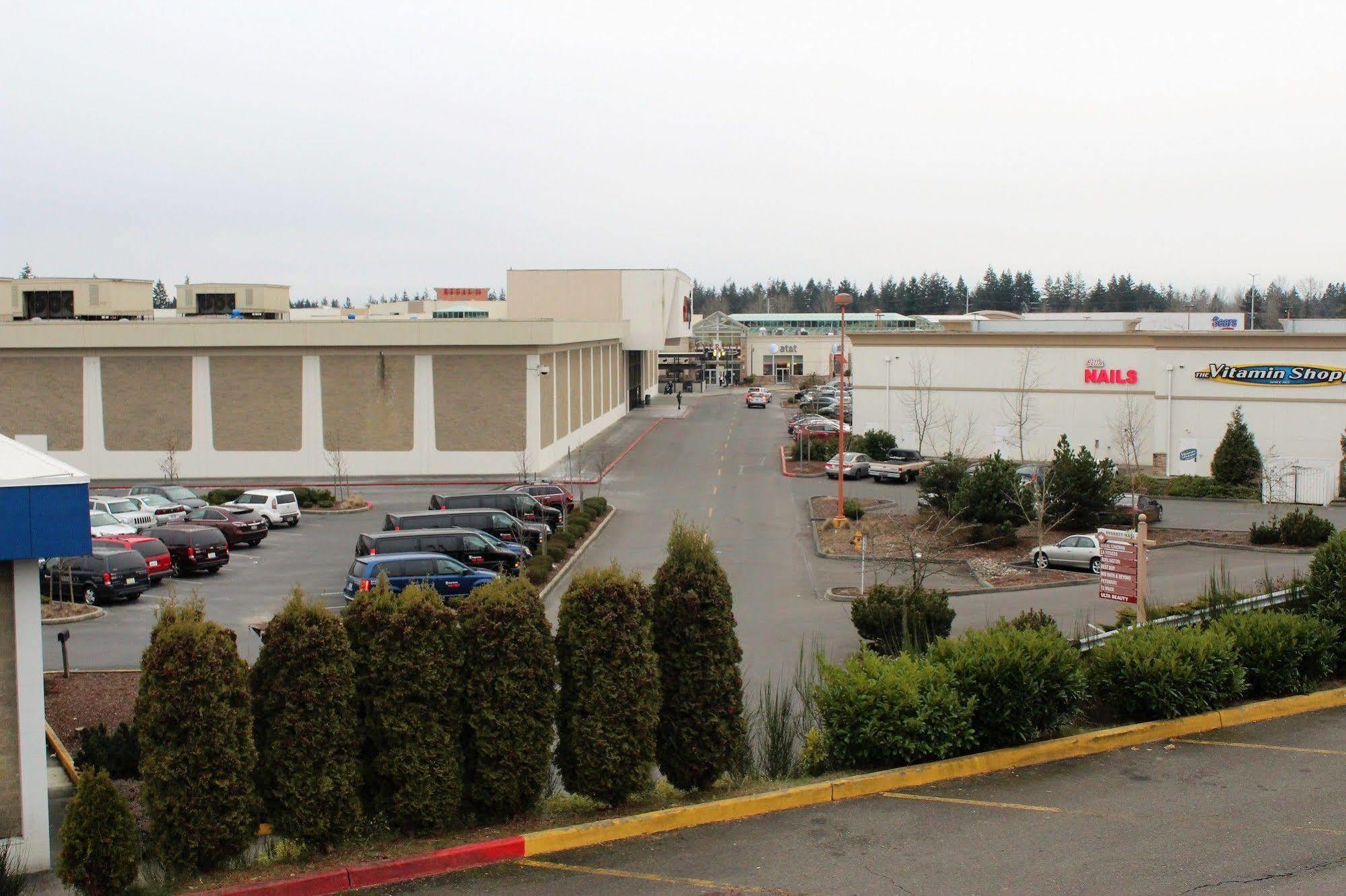Days Inn By Wyndham Everett Bagian luar foto